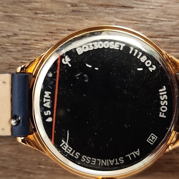 Fossil Bq3300 Suitor Three-hand Rose Gold & Navy 36mm Unisex - Picture 3 of 11